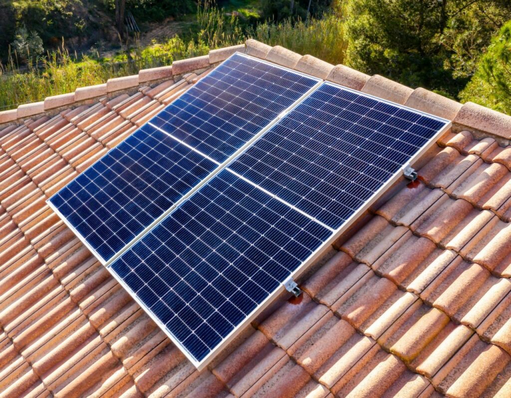 Tipos de ayudas y subvenciones para paneles solares en España